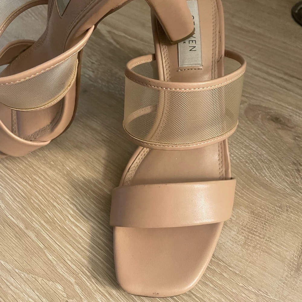 Steve Madden Nude Heel